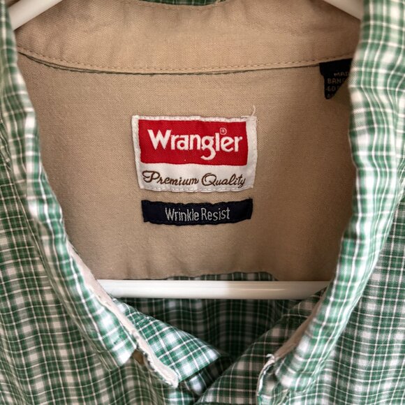 3 Men's Short Sleeve Wrangler Button Down Shirts, Size L - Picture 5 of 14